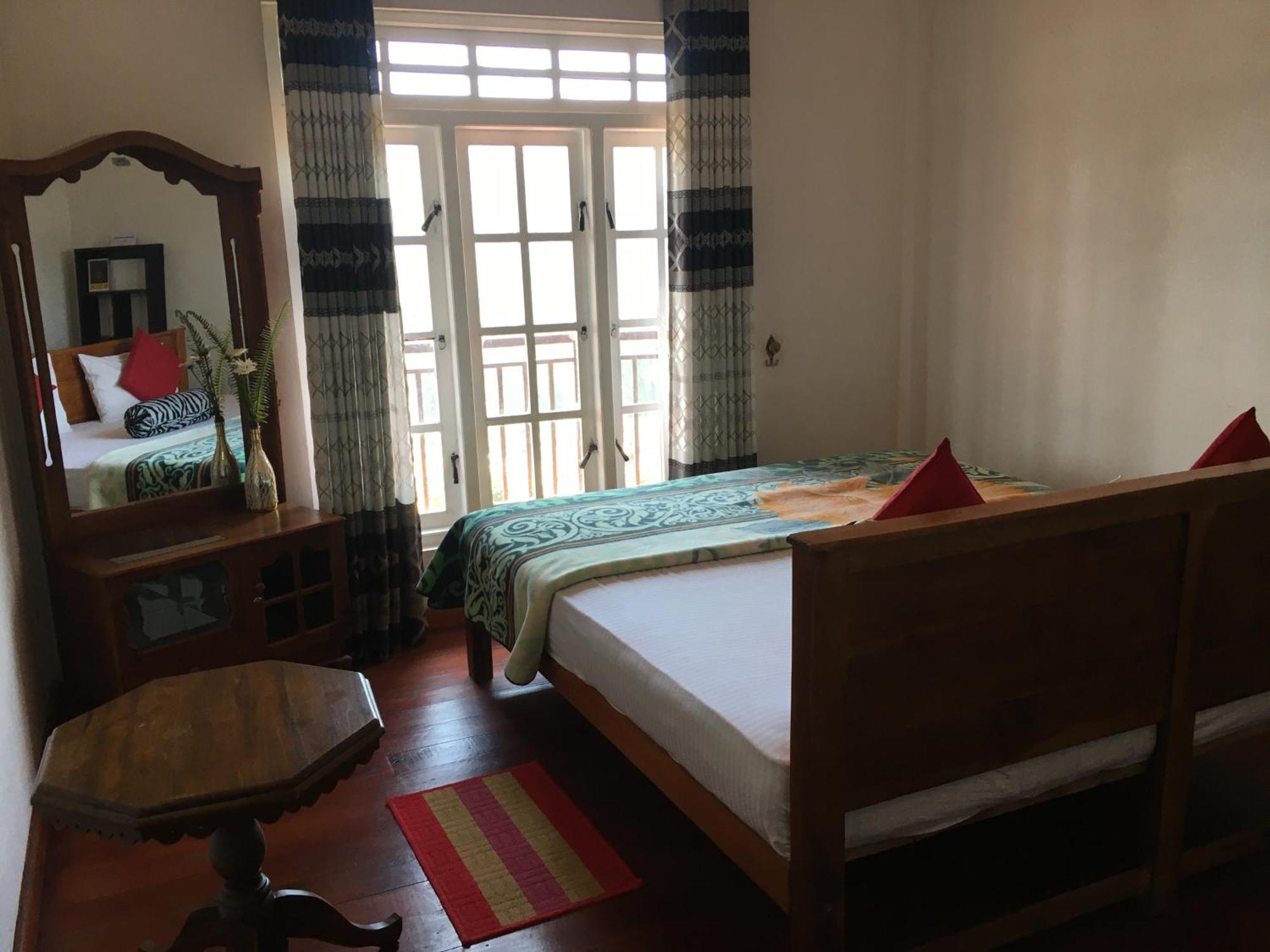 King'S Lodge 努沃勒埃利耶 外观 照片
